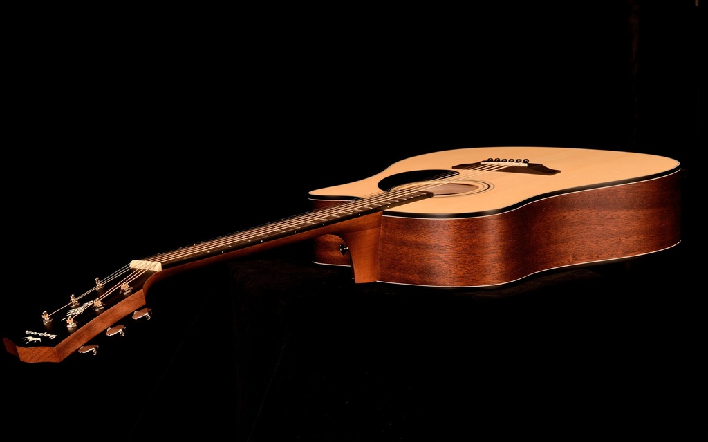 D3-130neckangle.jpg?format=2500w