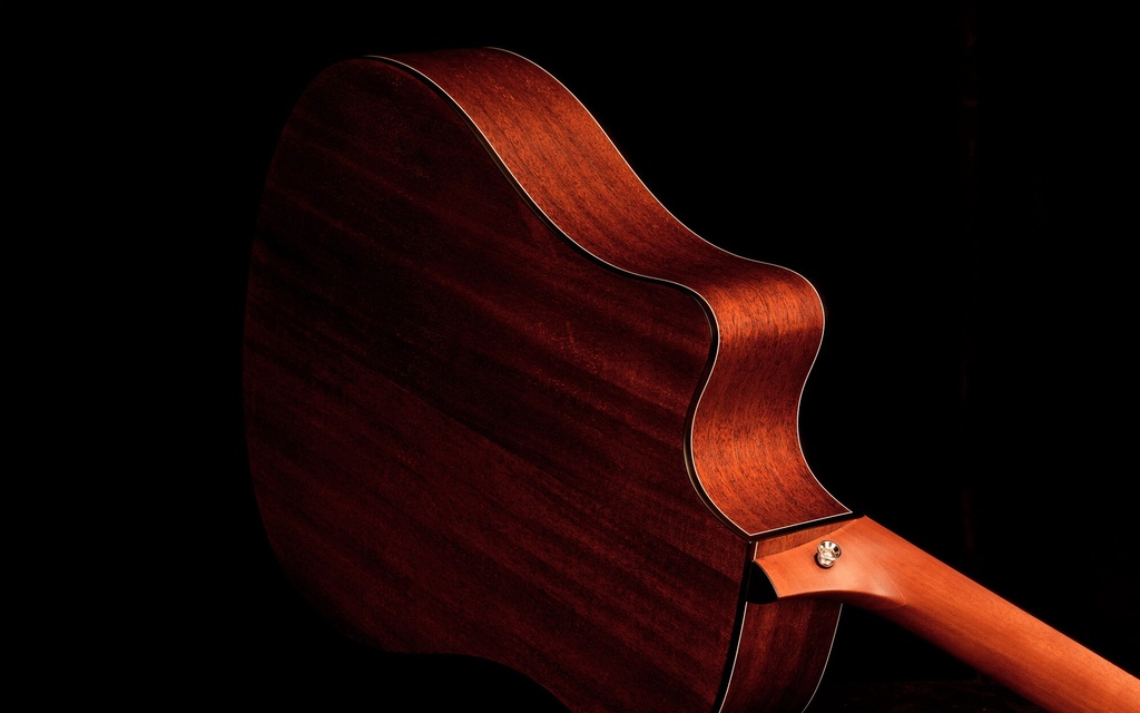 D3-130backglam.jpg?format=2500w