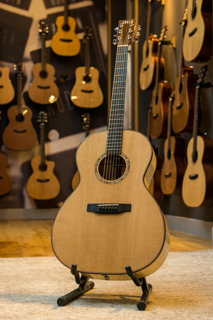 Auden Maple Chester Full Body