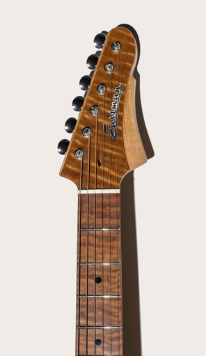 [SC54-AN-BP] D'Ambrosio SC'54 in Amber Natural with a black pickguard