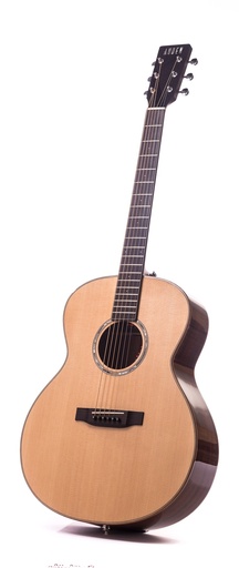 [AM-AUS-F1] Auden Artist Austin Mahogany Full Body